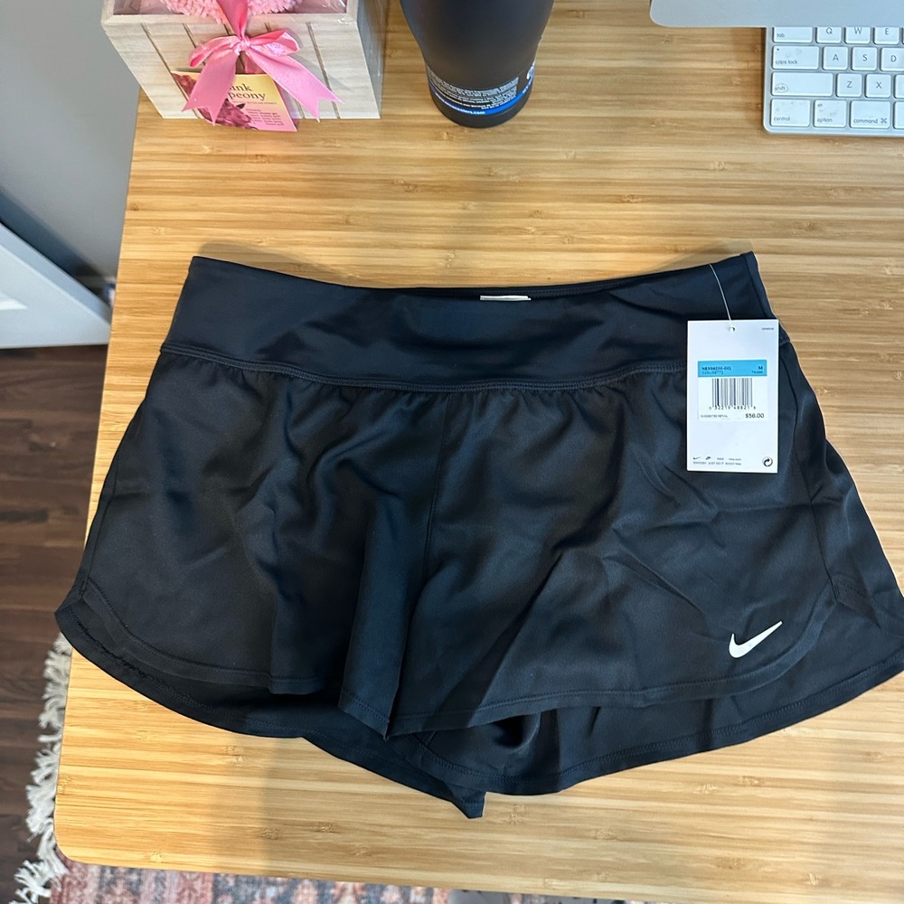 Nike Black Athletic Shorts with Moisture-Wicking Fabric